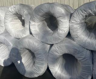 Verpackung aus hochverzinktem Eisendraht